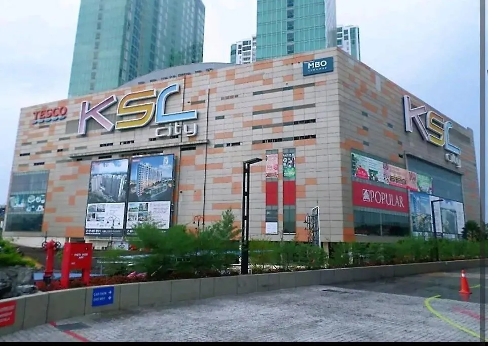 Johor Bharu - Beachside 6-13Pax Danga Bay @ Ksl Johor Bahru